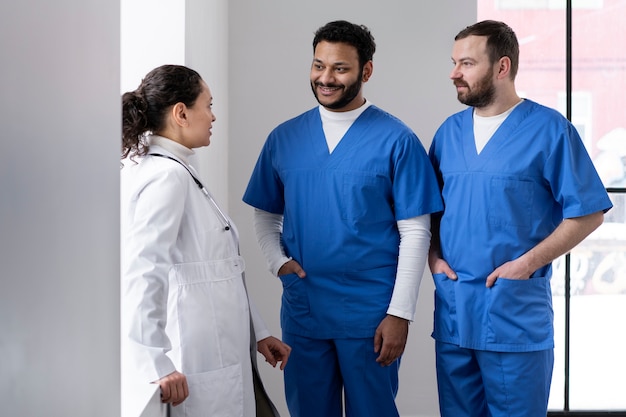 Free photo nurse and doctor team ready for work day