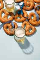 Free photo oktoberfest assortment with delicious pretzel