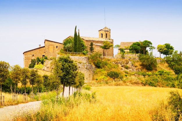 Free photo old catalan village. castellar de la ribera