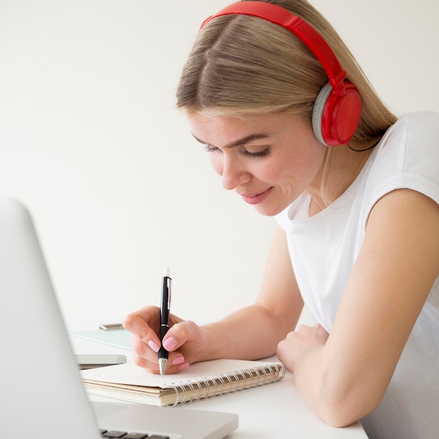 Online remote courses happy student