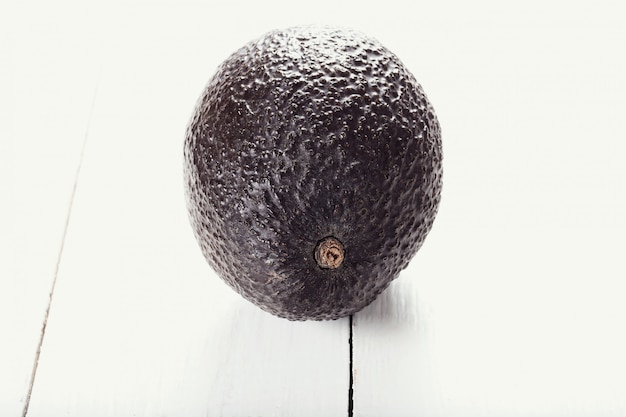 Free photo organic avocado fruit