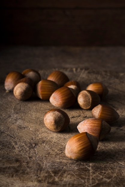 Free photo organic hazelnuts on the table