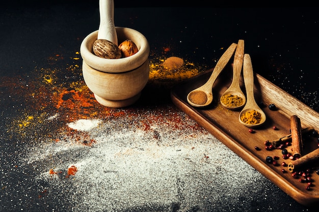 Free Photo oriental spices and nutmeg