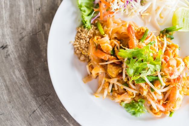 Free Photo pad thai