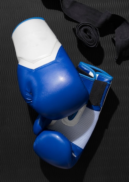 Free photo pair of gloves for boxing sport