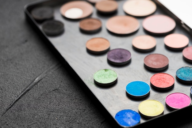 Free photo palette of nice eyeshadows