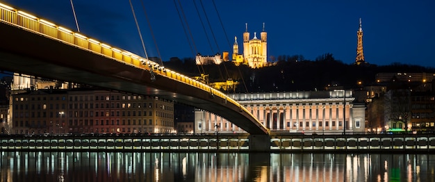 Free Photo panoramic view of saone river by night, lyon.