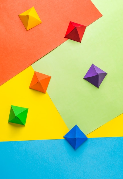 Free Photo paper origami in lgbt colors