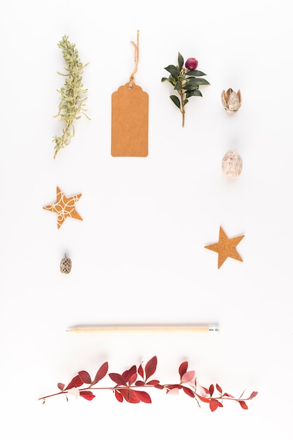 Free photo pencil near different decorations