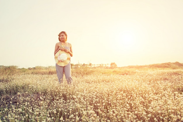 Free photo pensive girl in the meadow