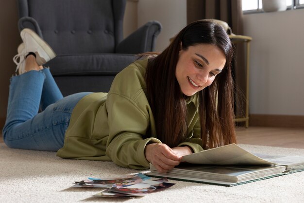 People looking over picture albums