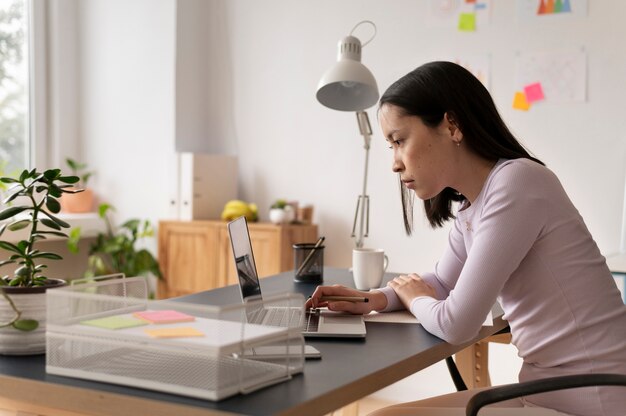 People practicing social integration in workspace