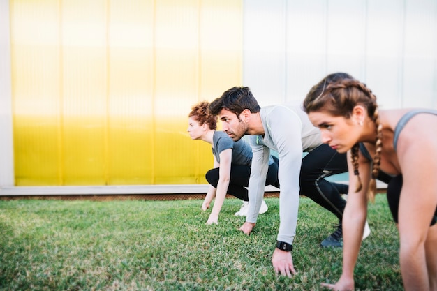 People preparing to run race