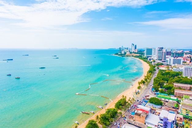 Free photo photo of a beach town view from above