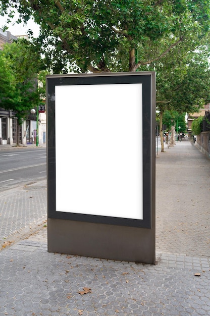 Free Photo photo of a blank outdoor billboard