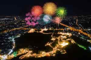 Free photo phra nakorn kiri firework festival at night in phetchaburi, thailand