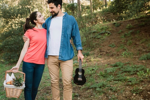 Picnic concept with couple