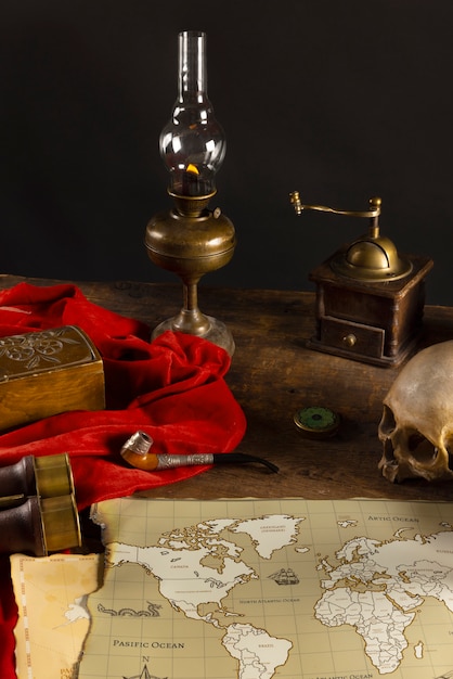 Free Photo pirate artifacts arrangement still life