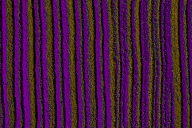 Free photo plain parallel lines in violet sand