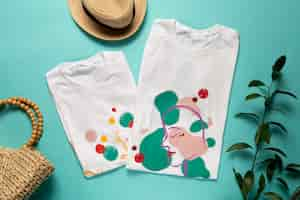 Free photo plain white t-shirt with diy painted design