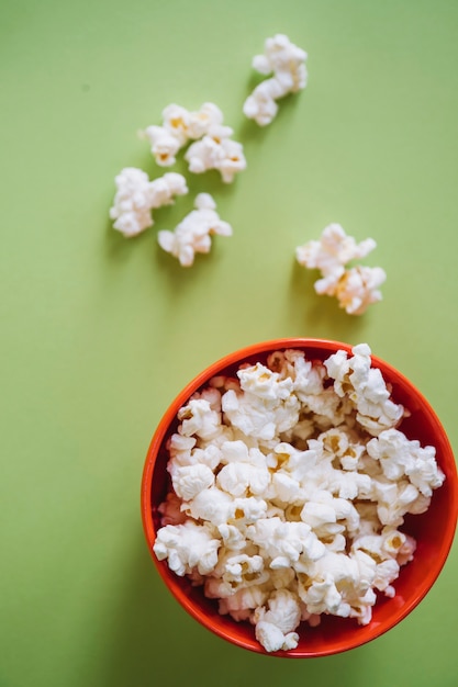 Free photo popcorn in bowl