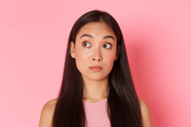 Portrait expressive young woman