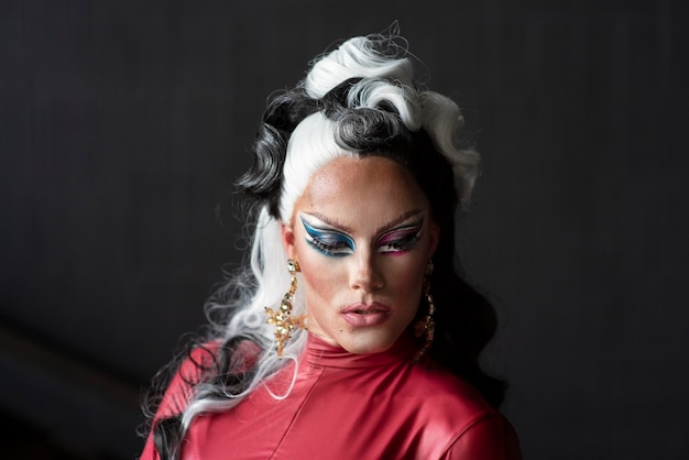 Free photo portrait of glamorous drag queen posing