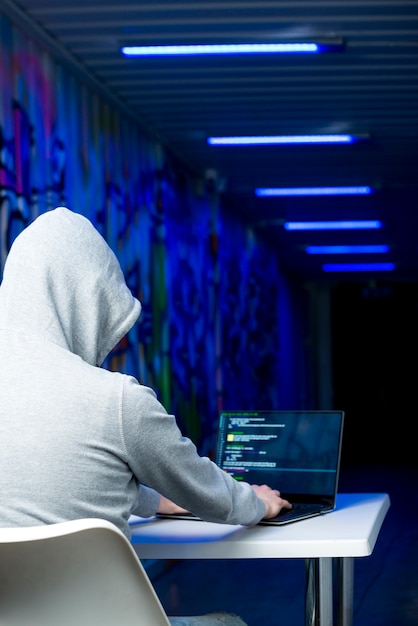 Free photo portrait of hacker