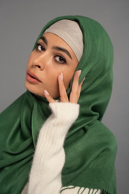 Free photo portrait of woman wearing hijab isolated