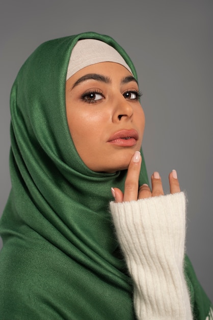 Free photo portrait of woman wearing hijab isolated