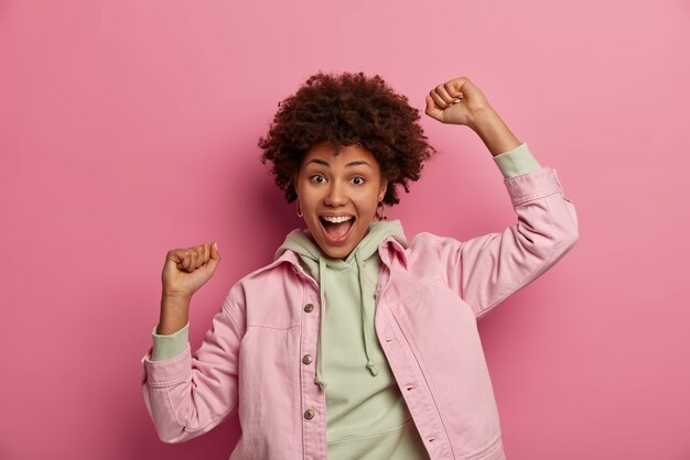 Portrait of young and beautiful woman gesticulating