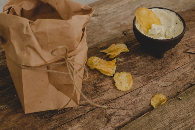 Free Photo potato chips on the table