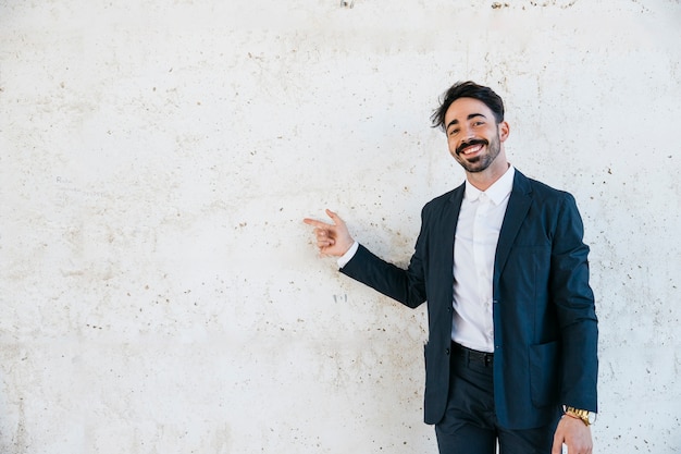 Presentation concept with smiling businessman