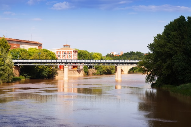 Puente de Hierro over Ebro. Logrono, Spain