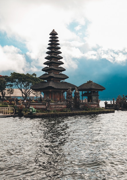 Free Photo pura ulun danu bratan, bali. hindu temple surrounded by flowers on bratan lake