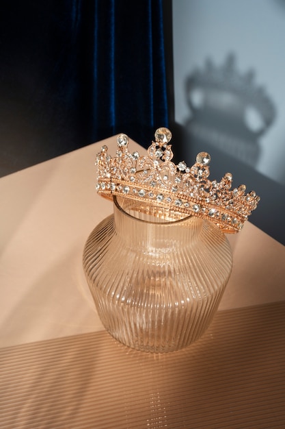 Free Photo queen crown still life