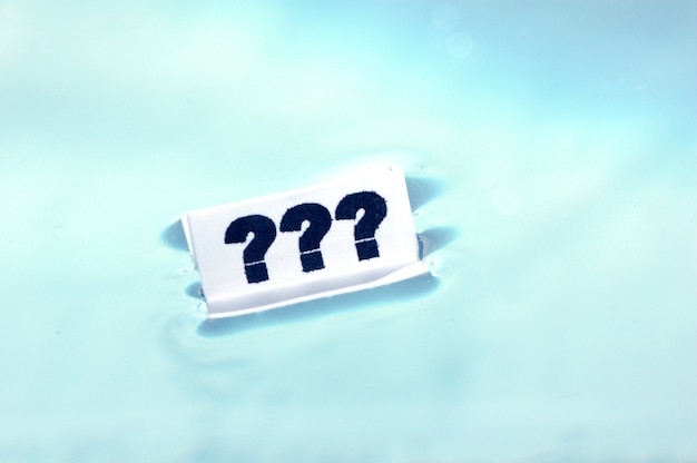 Free photo question marks floating