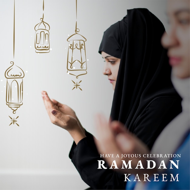 Free Photo ramadan kareem social media post  with greeting