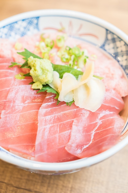 Raw fish tuna meat in rice bowl