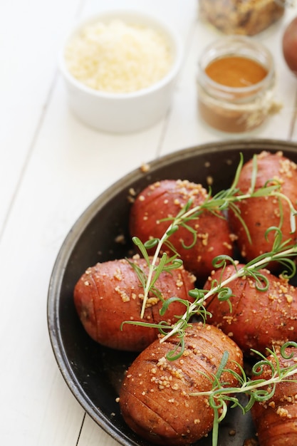 Free photo red potatoes