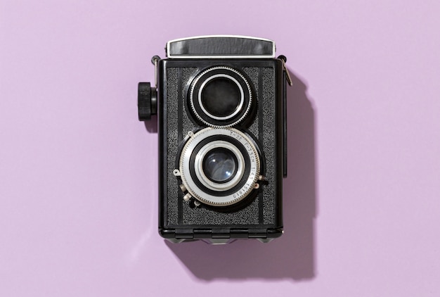 Free photo retro black camera arrangement