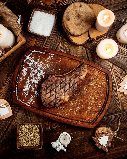 Roasted steak with salt and pepper