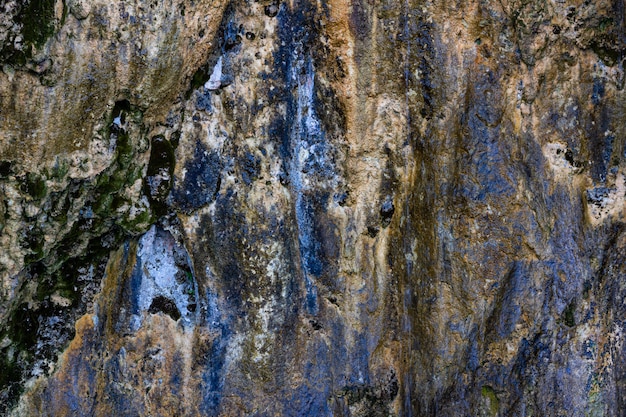 Free photo rock formation near the plitvice lake in croatia