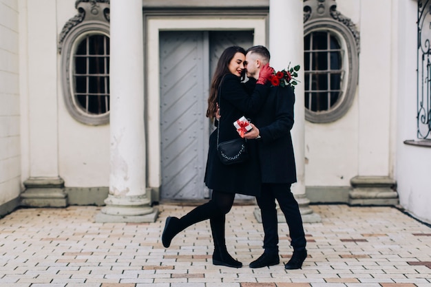 Free photo romantic gentle couple in holidays