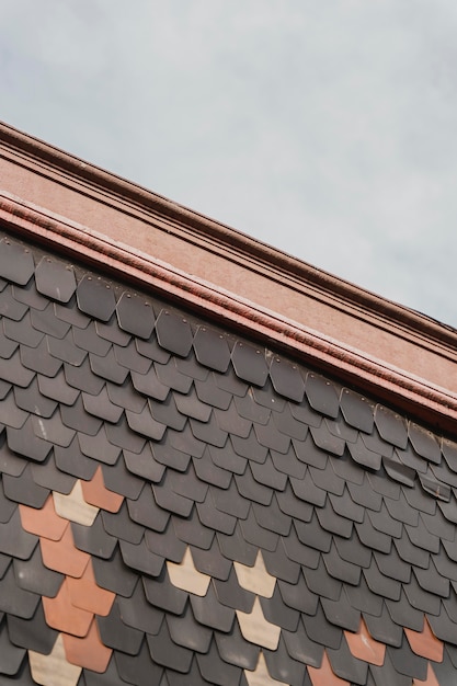 Free Photo roof tiles from a building in the city