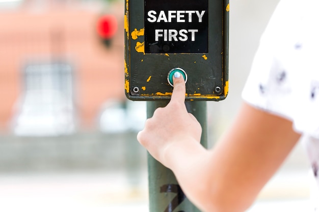 Free Photo safety first message outdoors