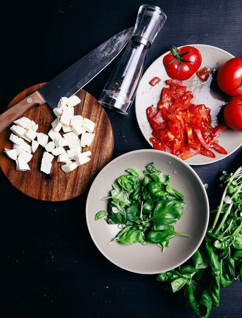 Free Photo salad on the table