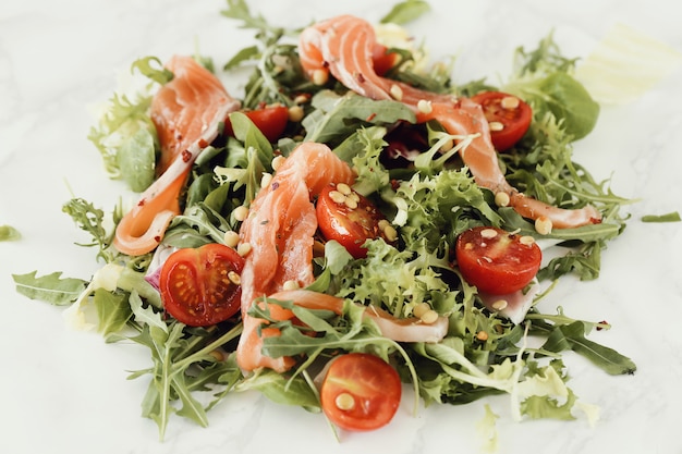 Salad with cherry tomatoes