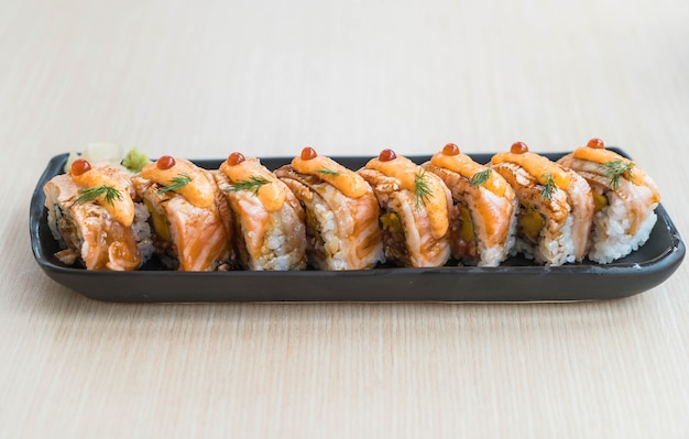 salmon roll