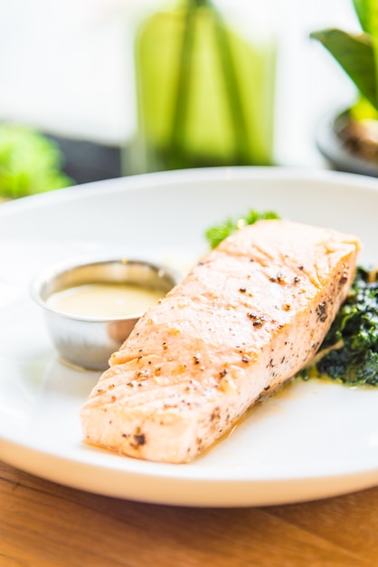 Free Photo salmon steak fillet